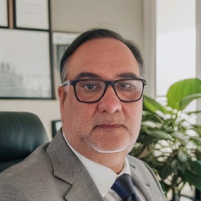 Carlos Oliveros